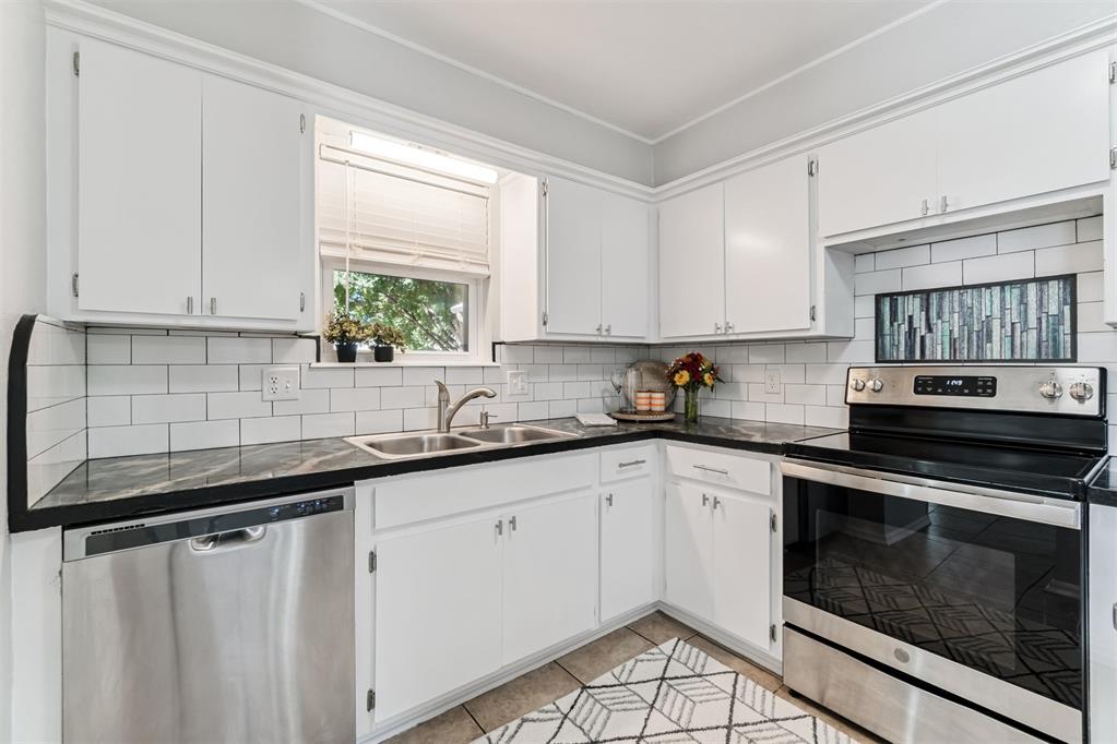 13800 E Crossing Way