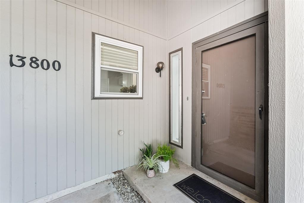 13800 E Crossing Way