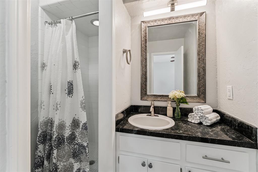 13800 E Crossing Way