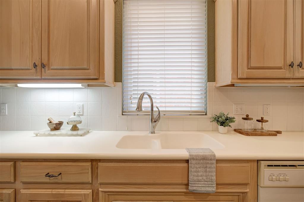 12504 W Greenlea Chase