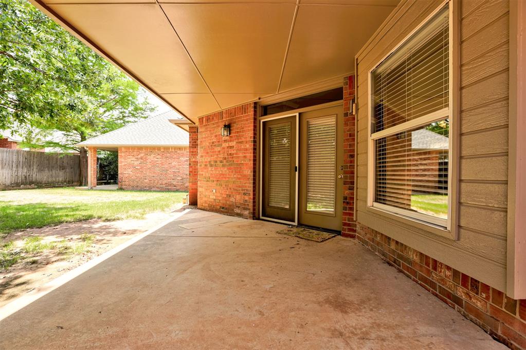 12504 W Greenlea Chase