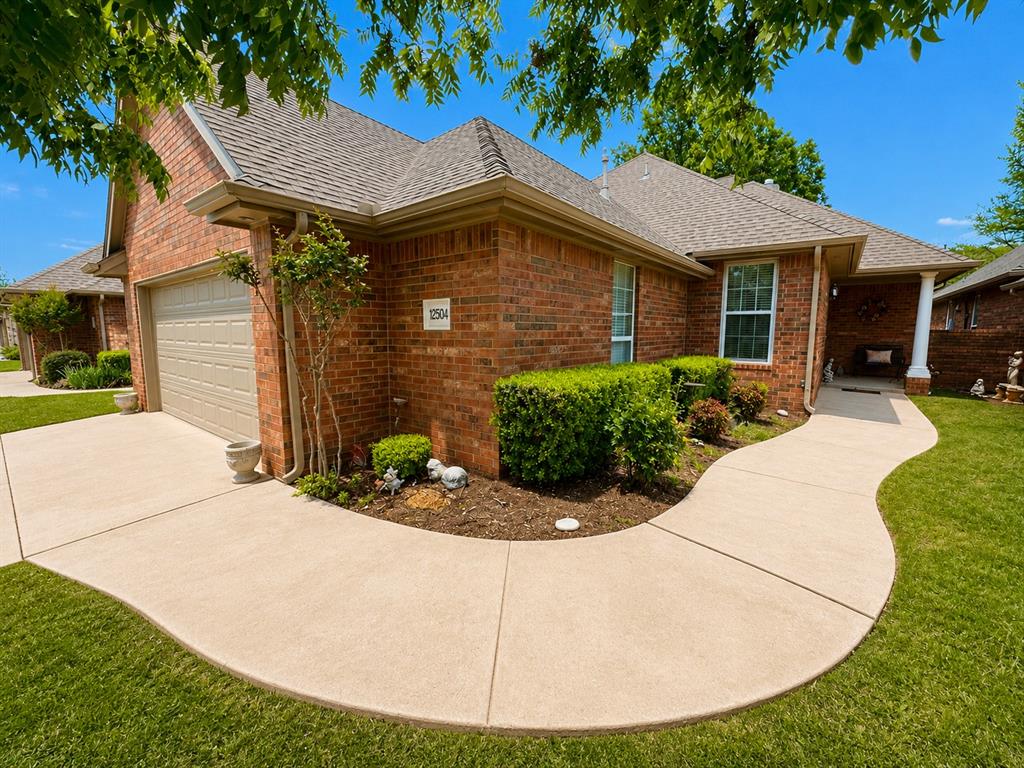 12504 W Greenlea Chase