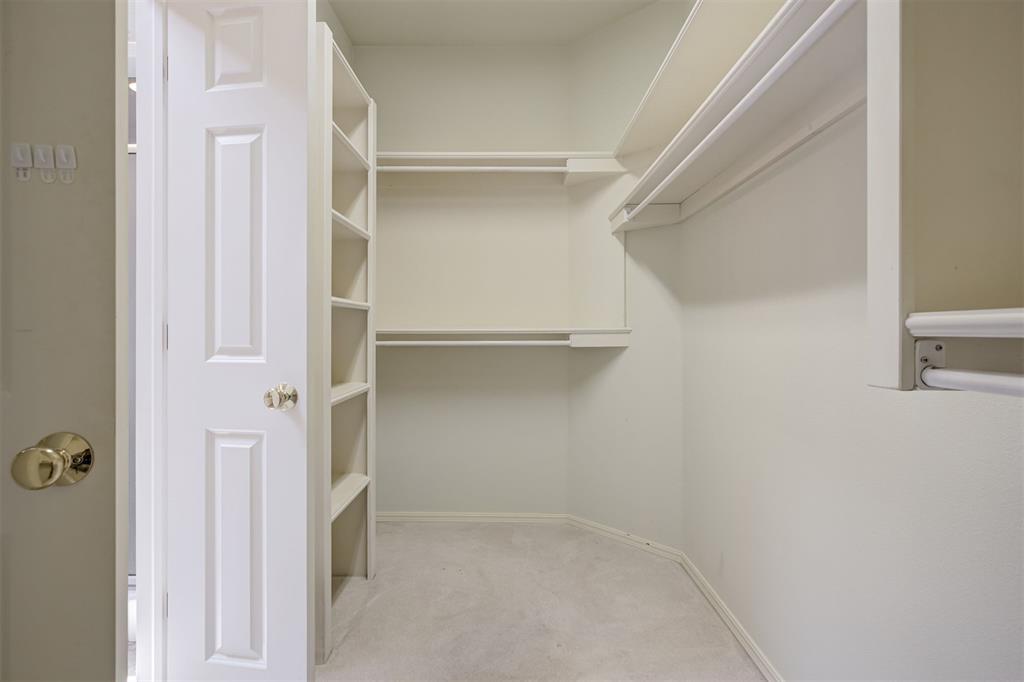 12504 W Greenlea Chase