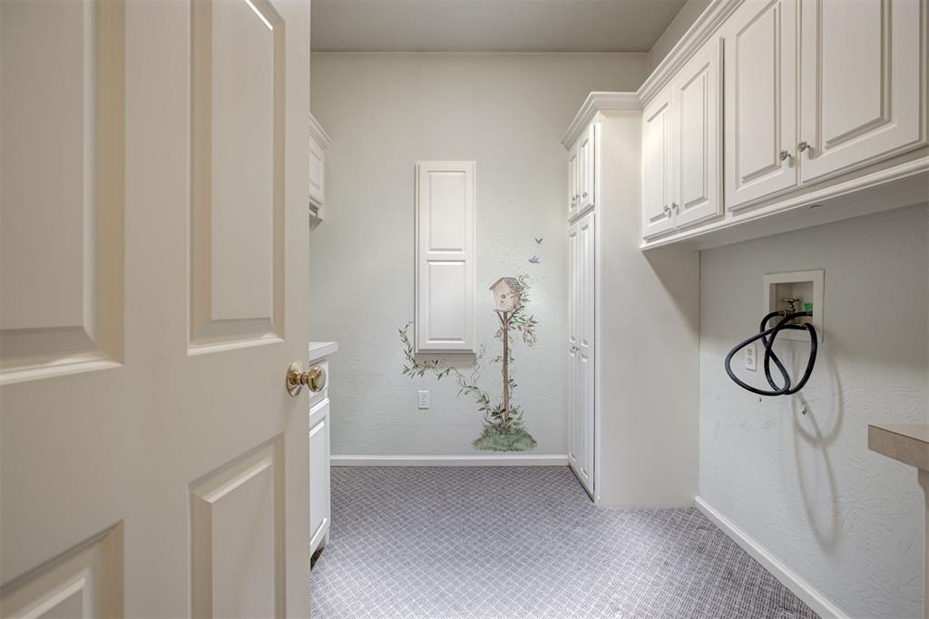 12504 W Greenlea Chase