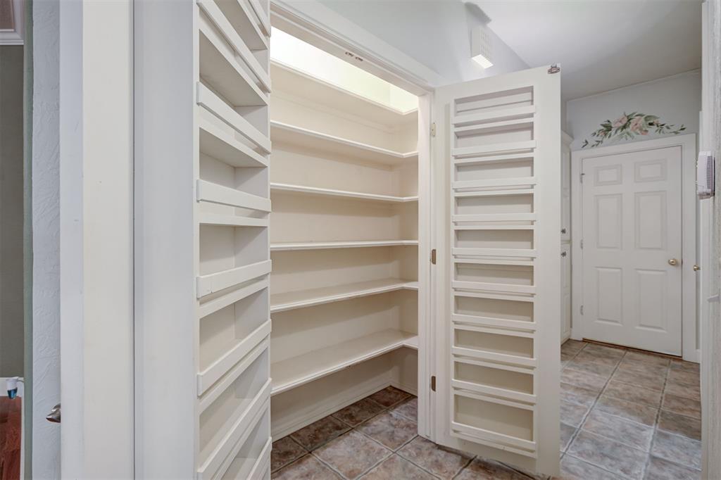 12504 W Greenlea Chase