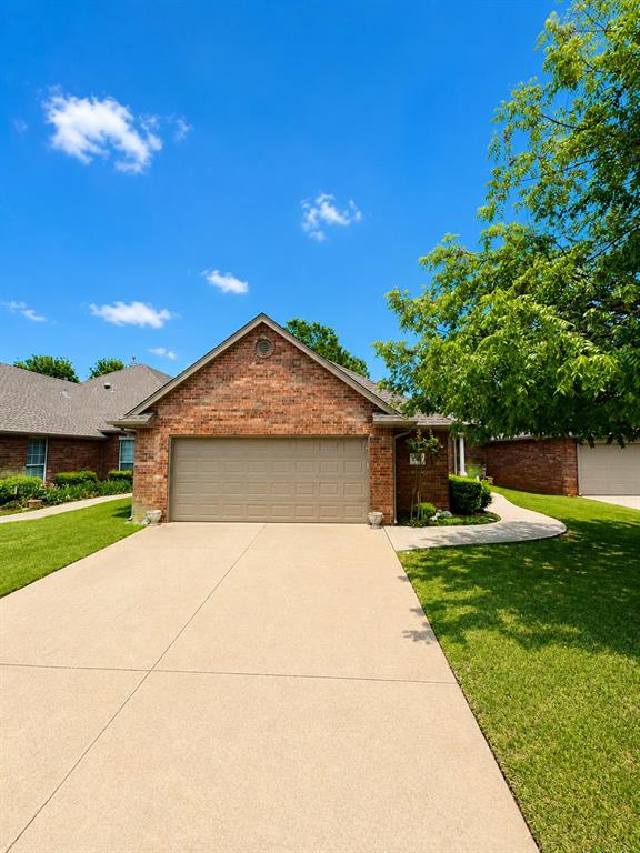 12504 W Greenlea Chase