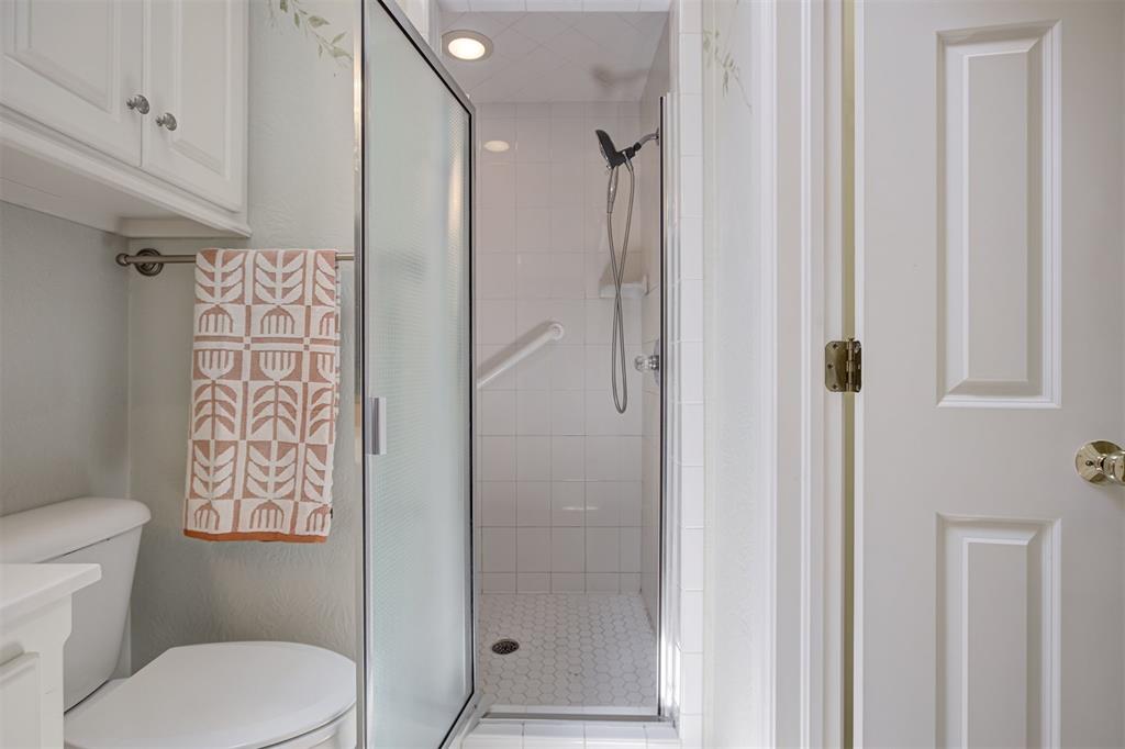 12504 W Greenlea Chase