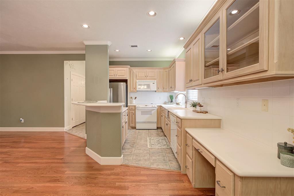 12504 W Greenlea Chase