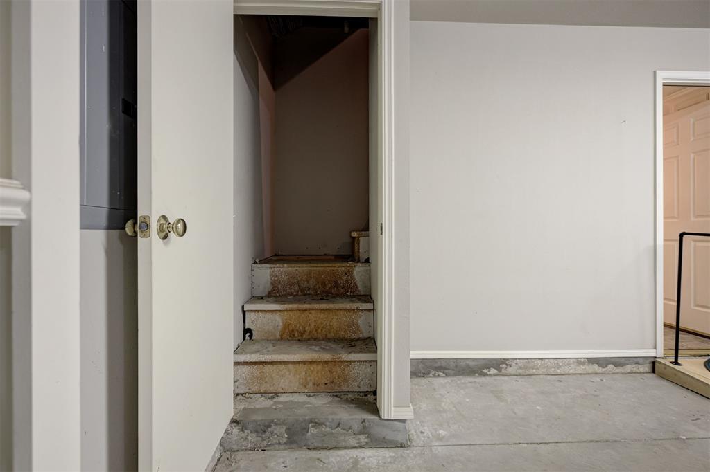 12504 W Greenlea Chase