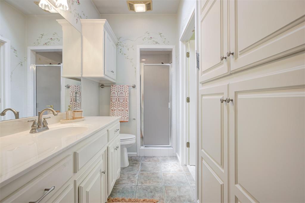 12504 W Greenlea Chase