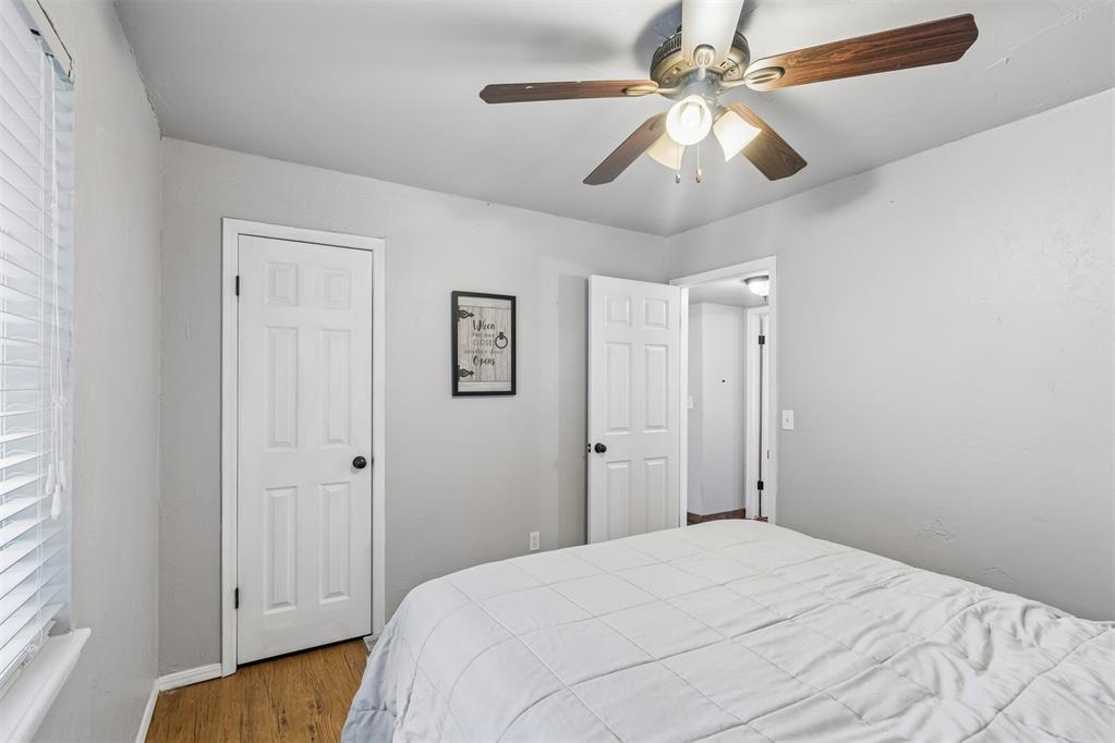 912 Mockingbird Lane