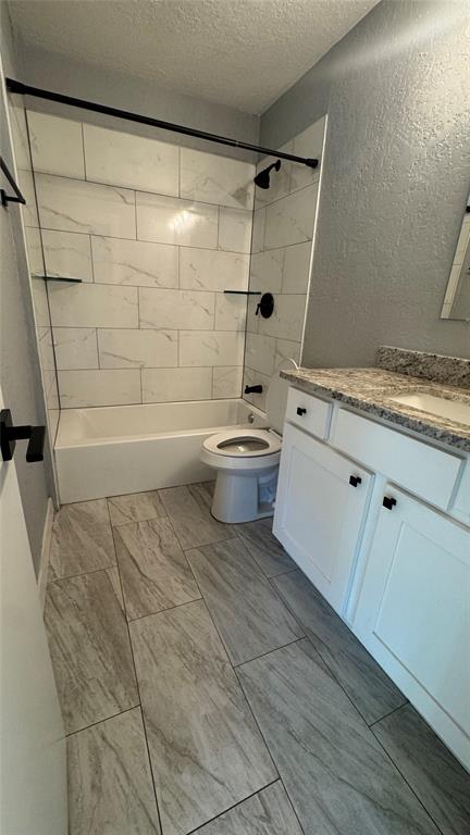 914 Drake Drive Unit: 914