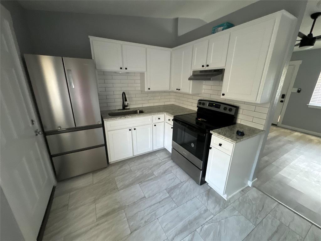 914 Drake Drive Unit: 914