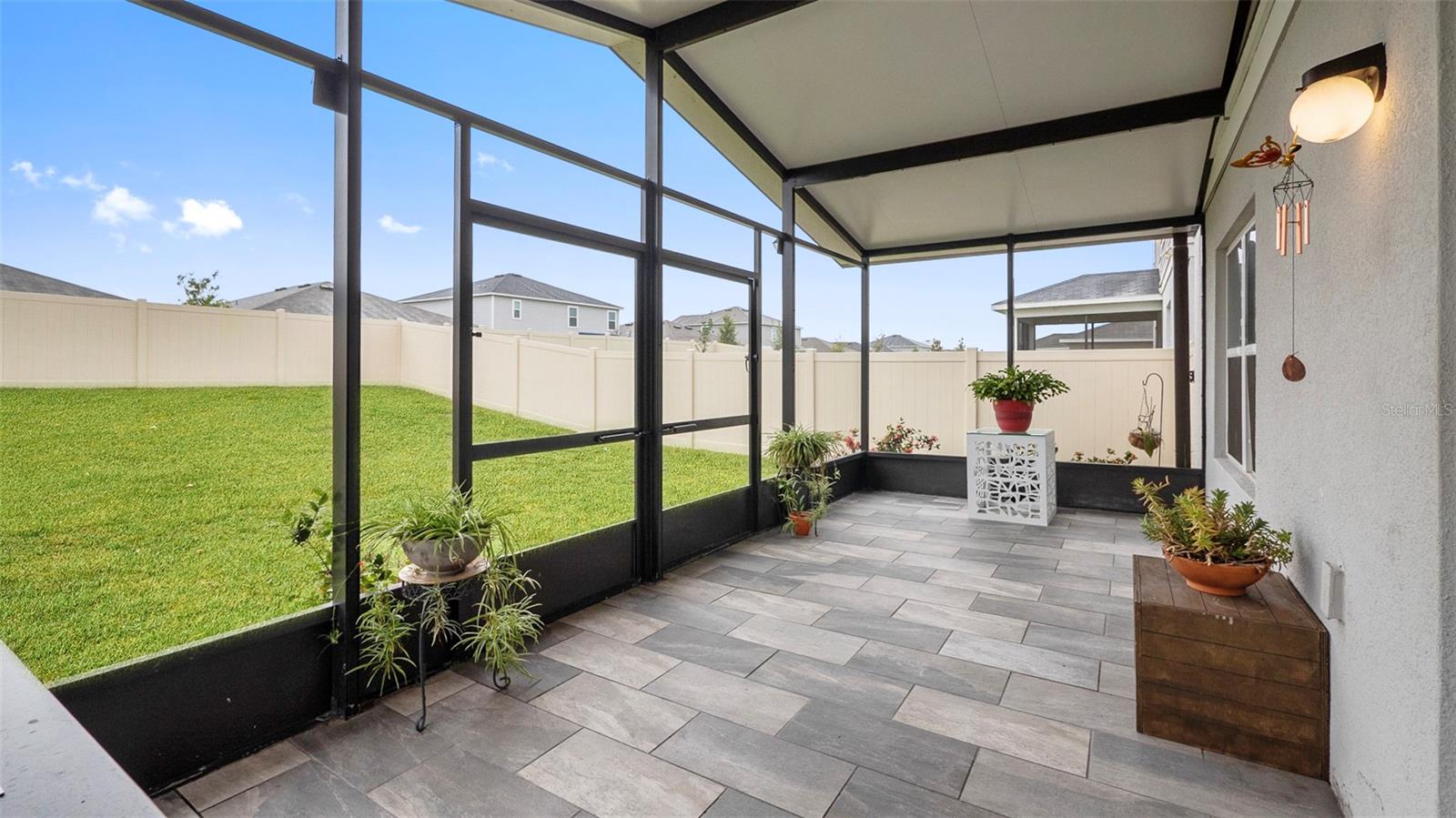 288 LAKE LUCERNE WAY