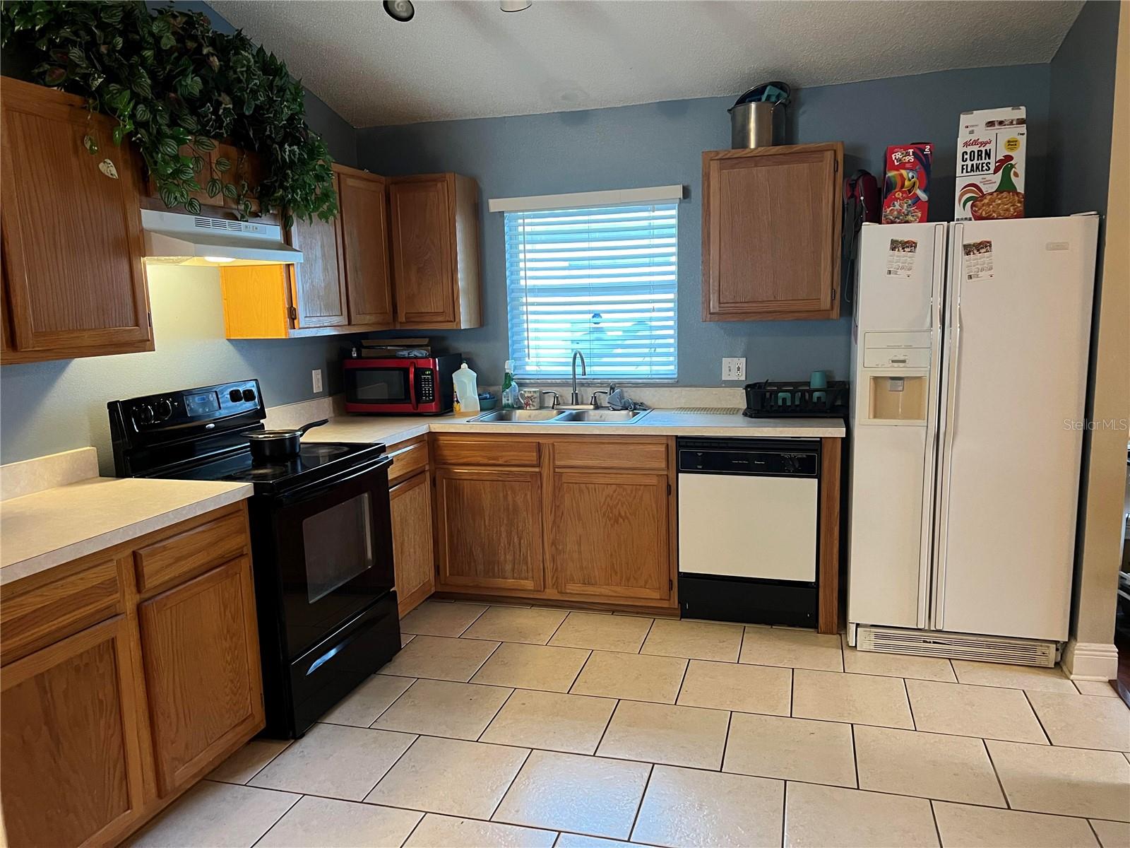 1086 SHEELER HILLS DR