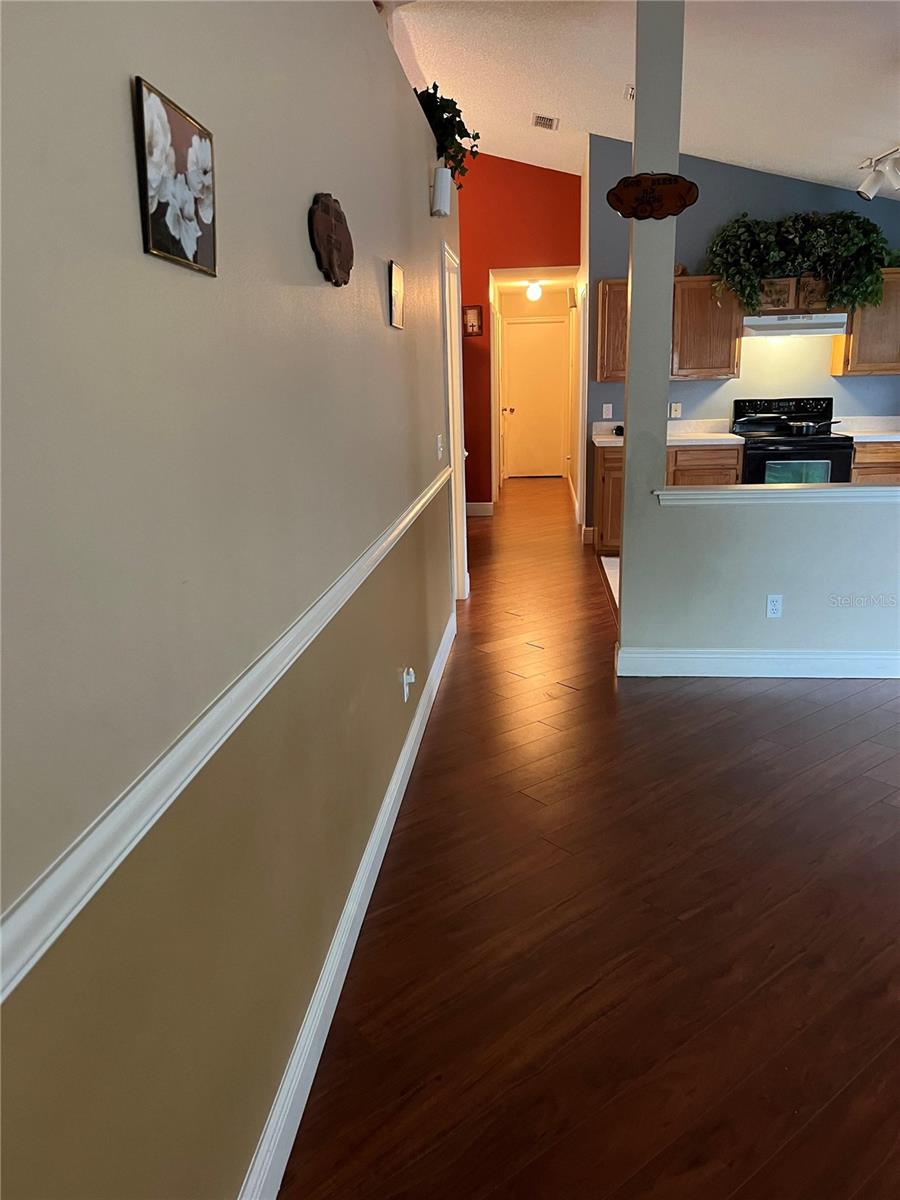 1086 SHEELER HILLS DR
