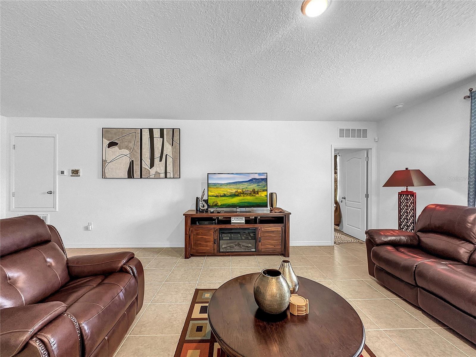 604 AMAZON CT AMAZON CT