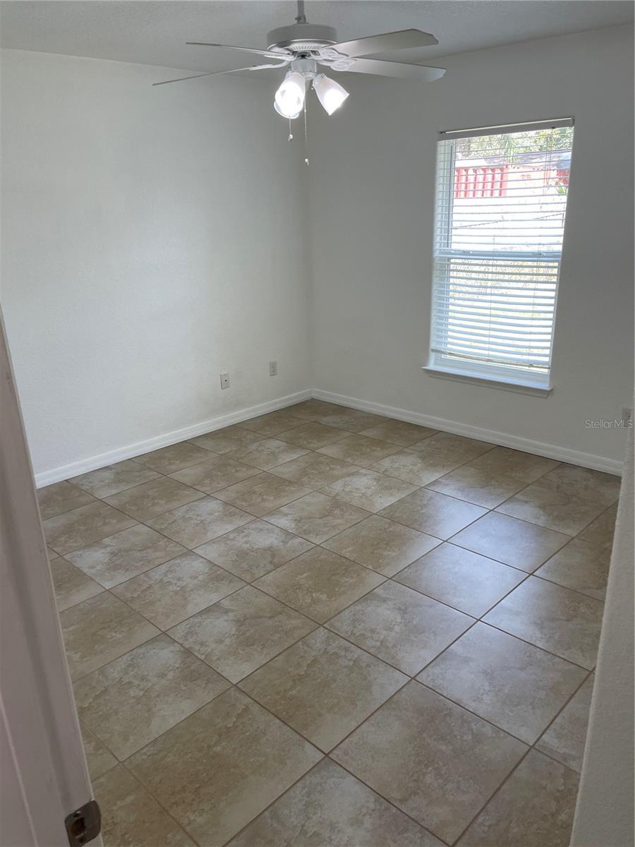 409 CRABTREE AVE