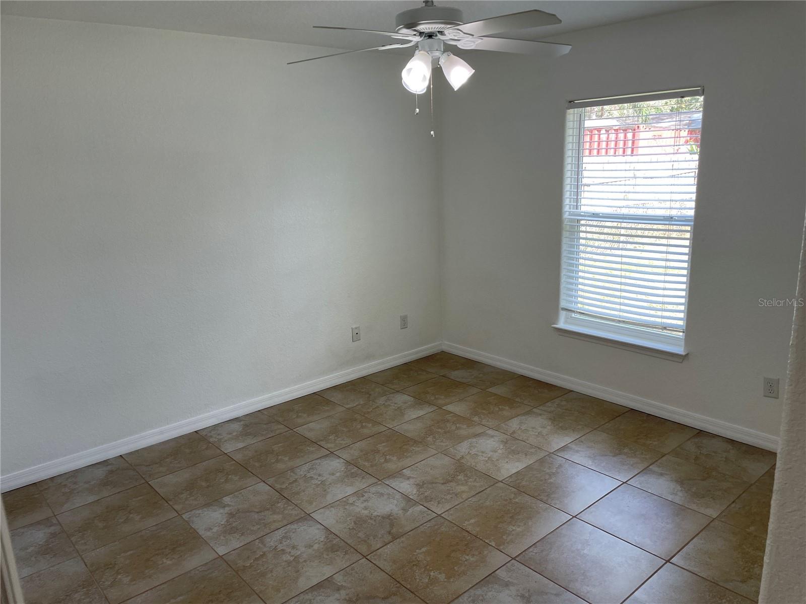 409 CRABTREE AVE
