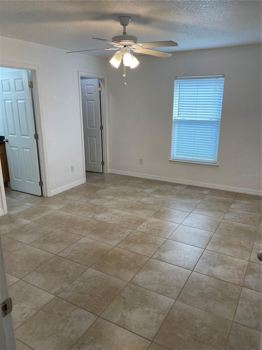 409 CRABTREE AVE