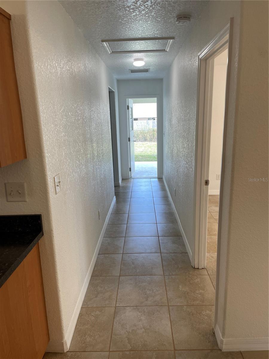 409 CRABTREE AVE