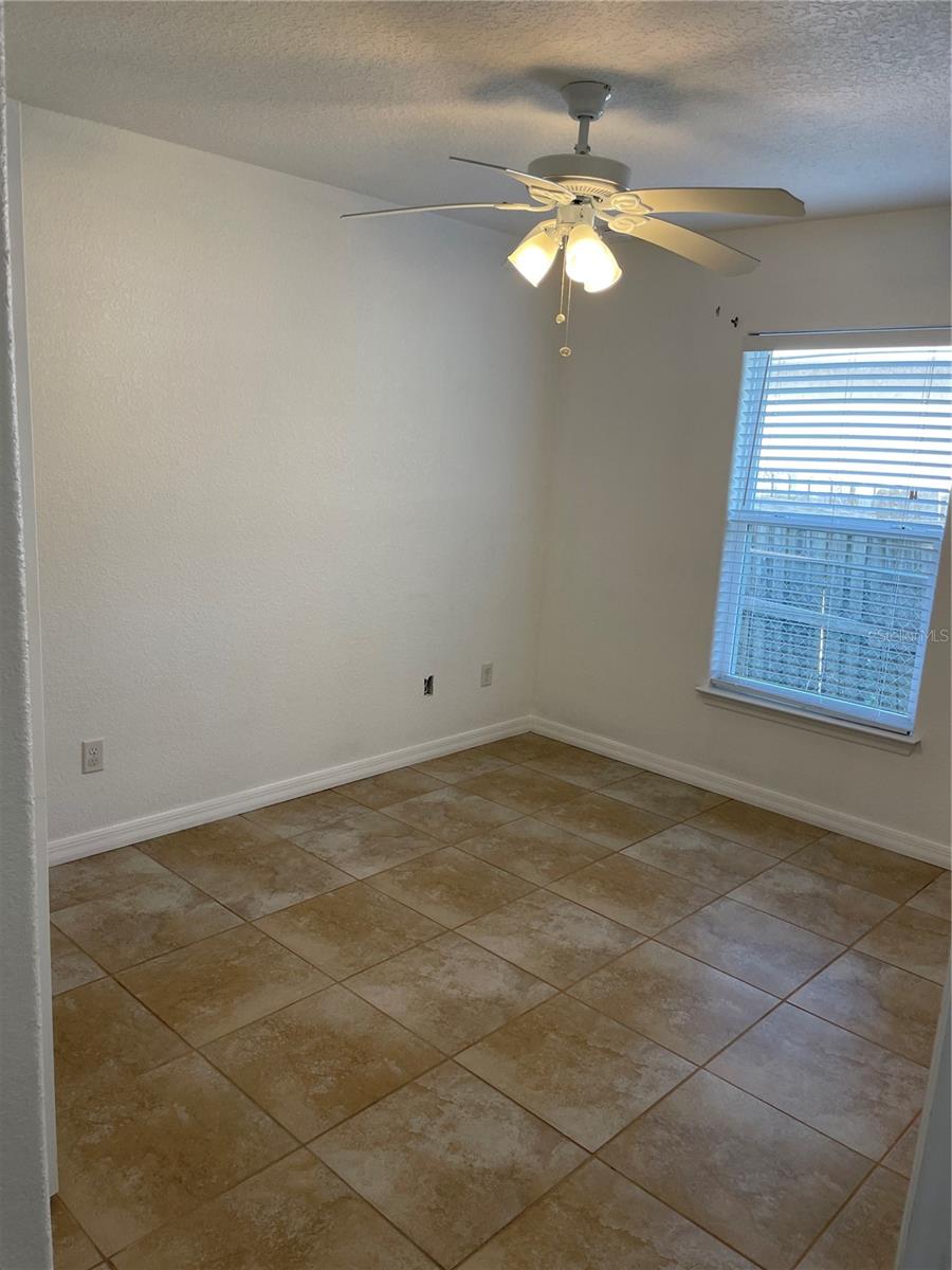 409 CRABTREE AVE
