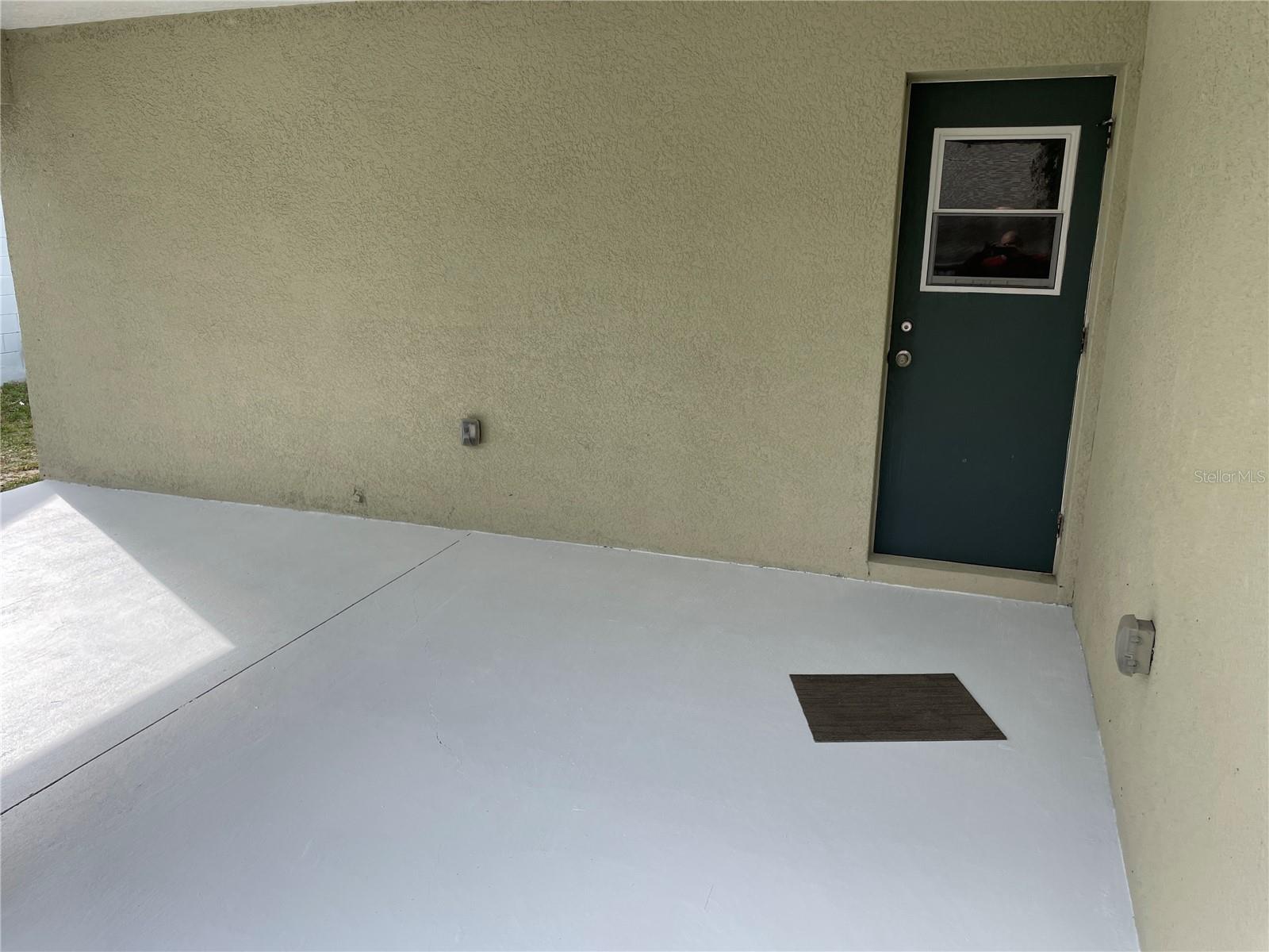 409 CRABTREE AVE