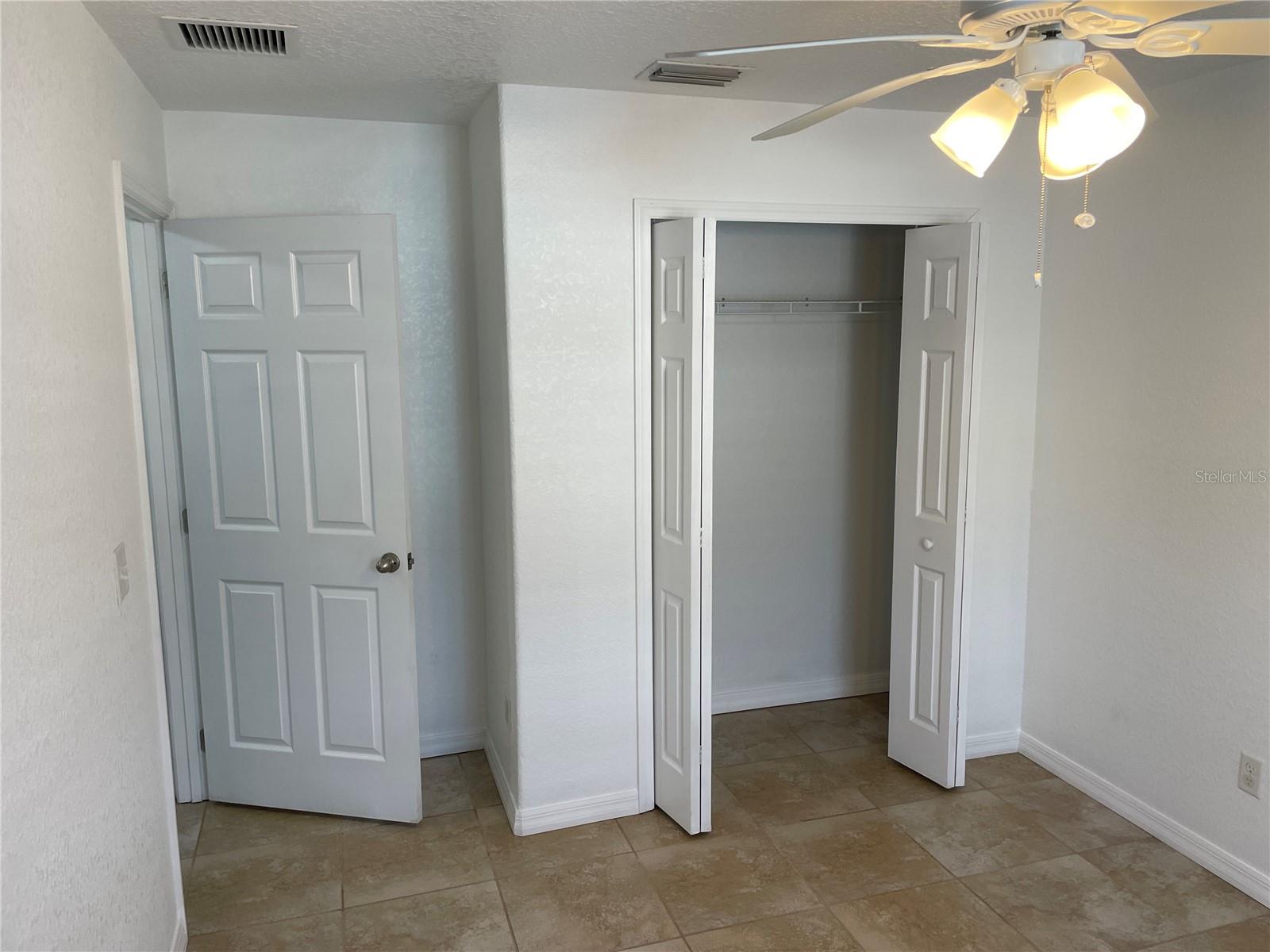 409 CRABTREE AVE