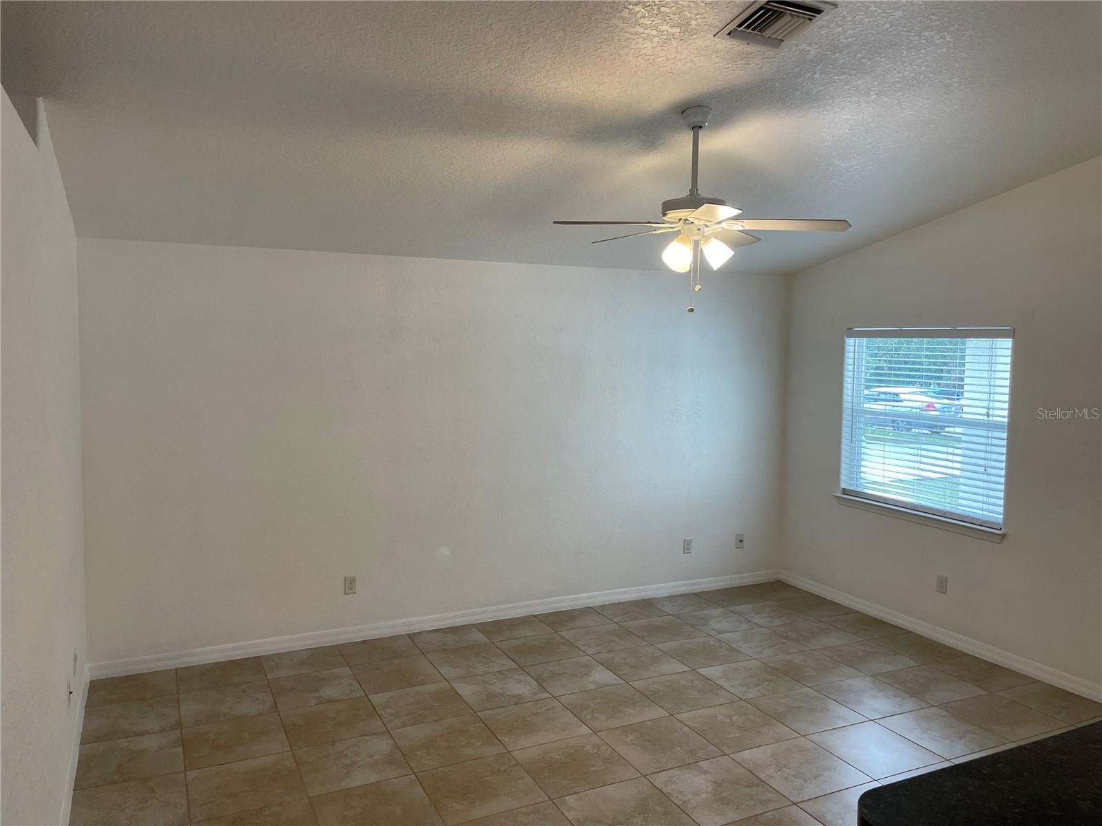 409 CRABTREE AVE