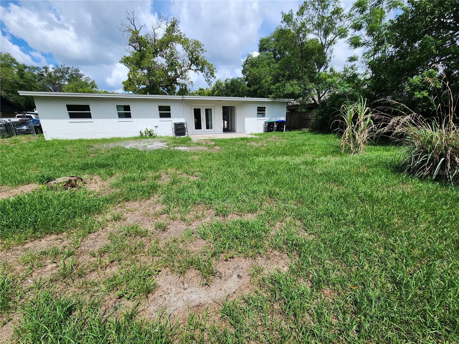 1909 CRICKET DR