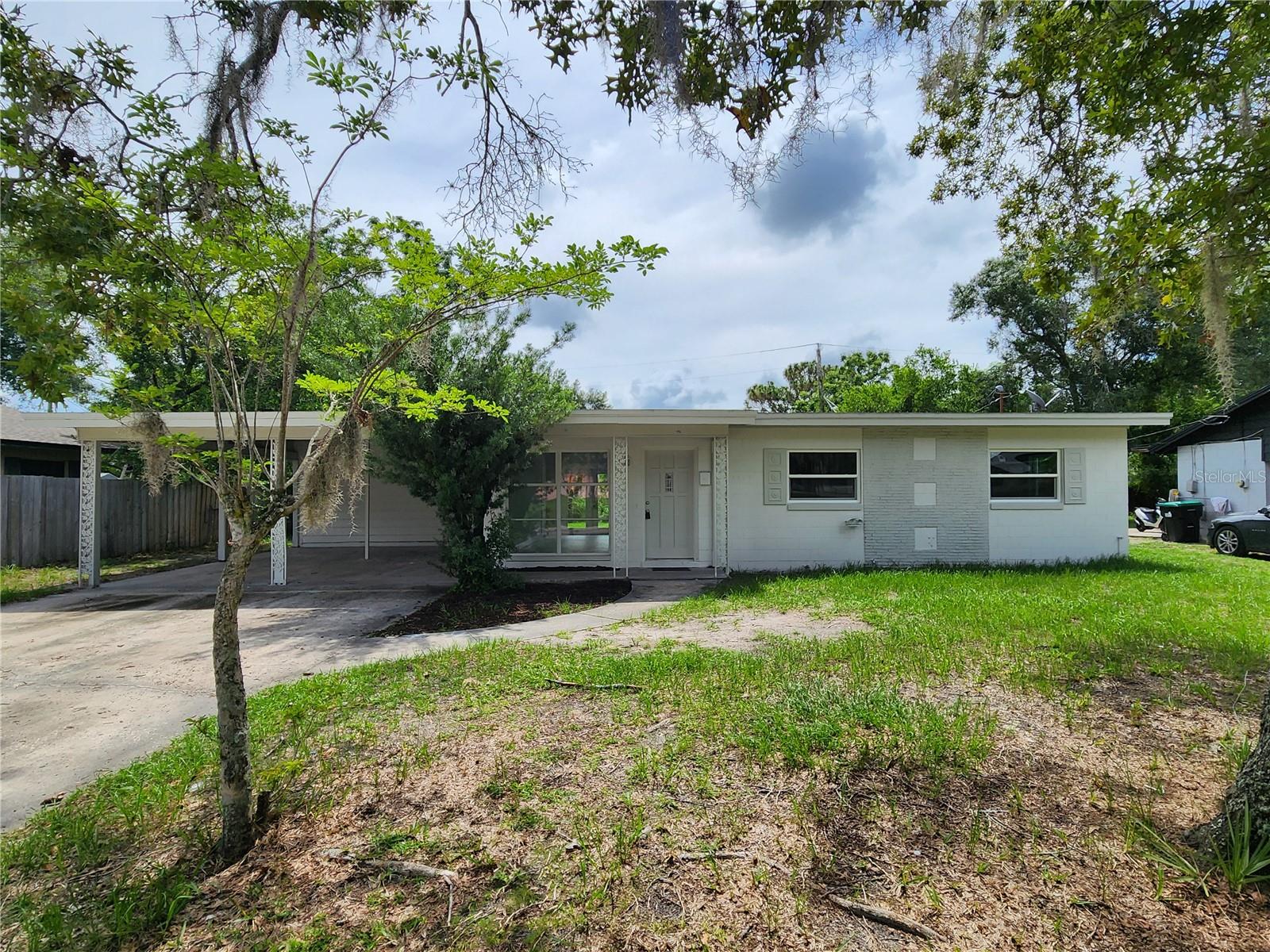 1909 CRICKET DR
