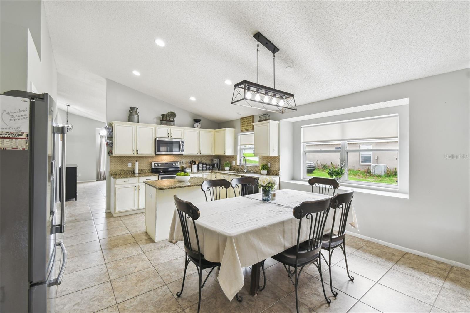 7243 MINIPPI DR
