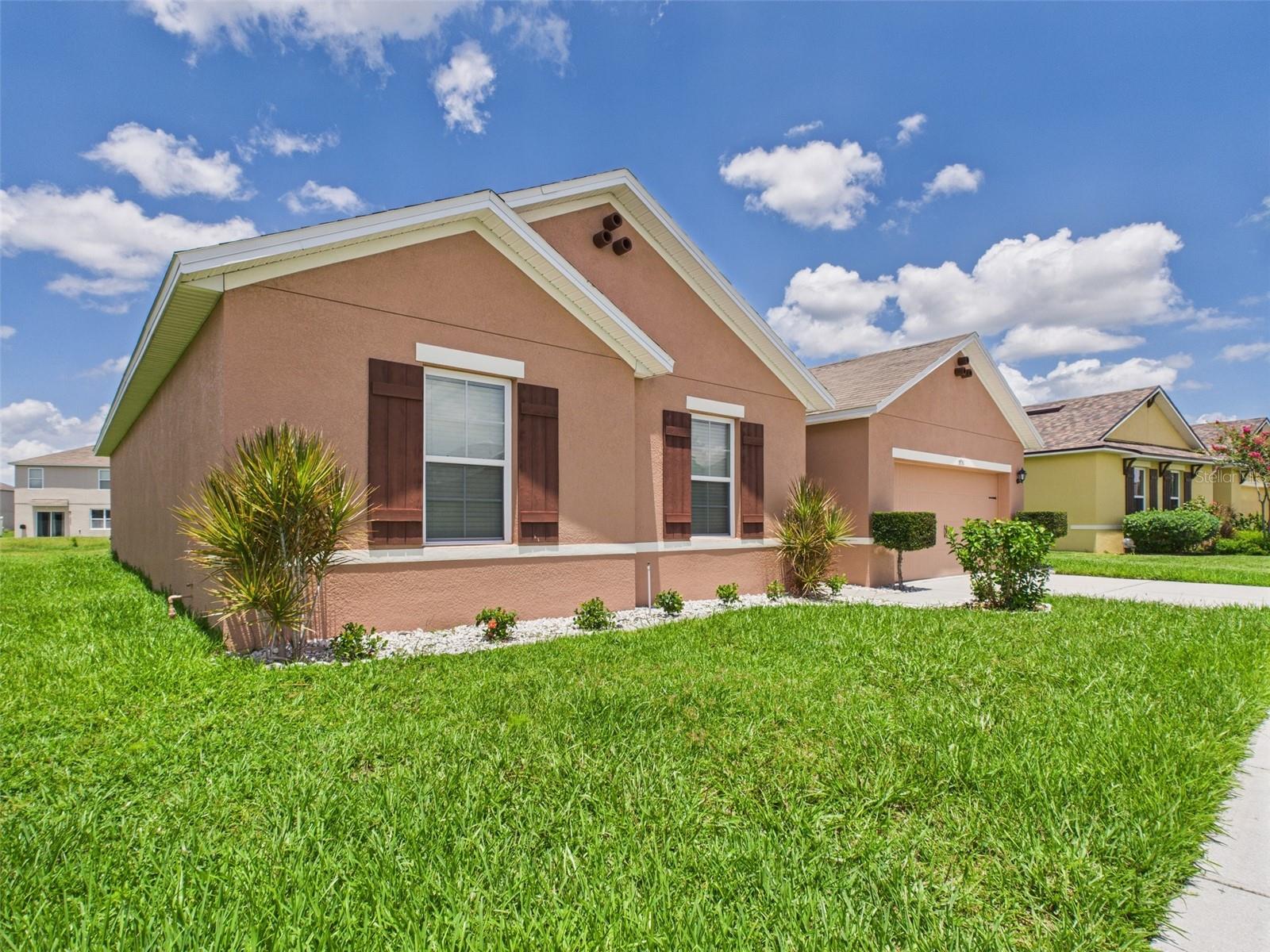 5751 LAKESIDE LANDINGS BLVD