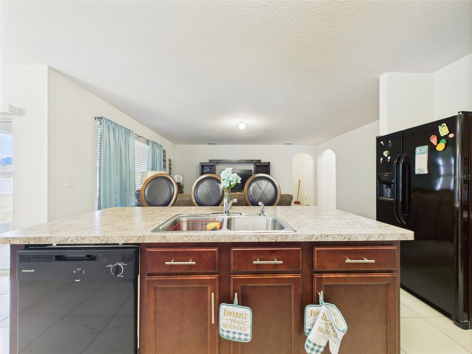 5751 LAKESIDE LANDINGS BLVD
