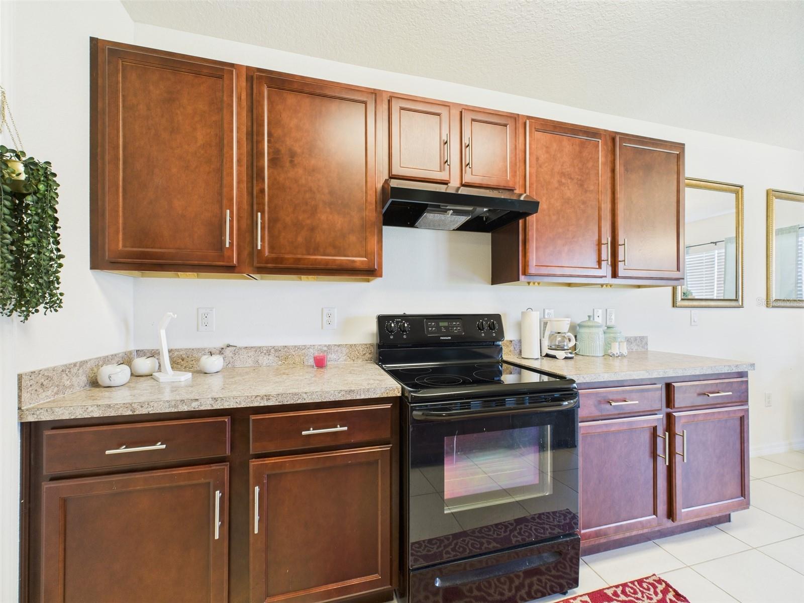5751 LAKESIDE LANDINGS BLVD