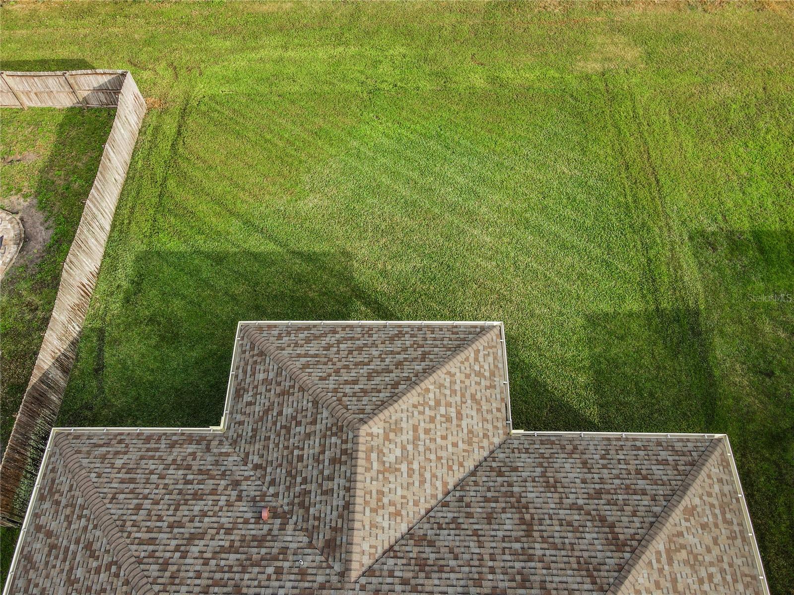 1120 CREEKVIEW CT