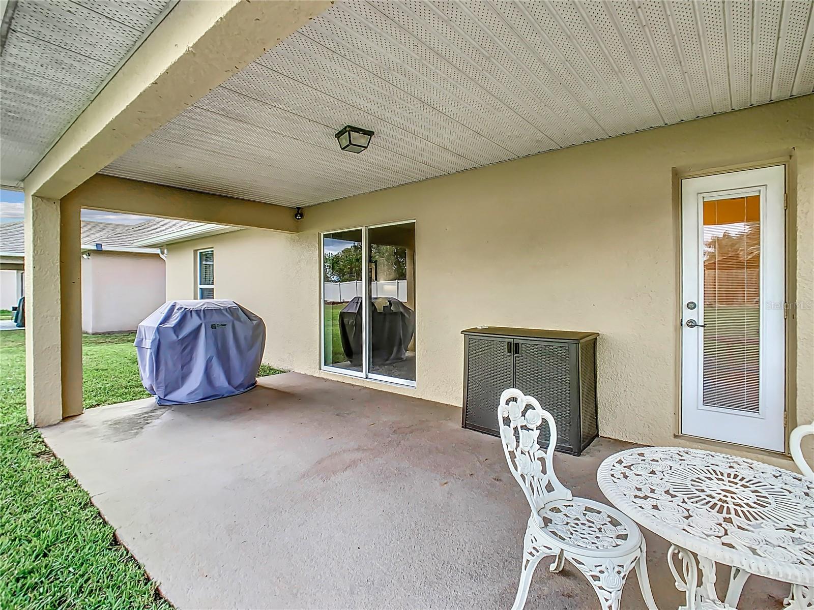 1120 CREEKVIEW CT