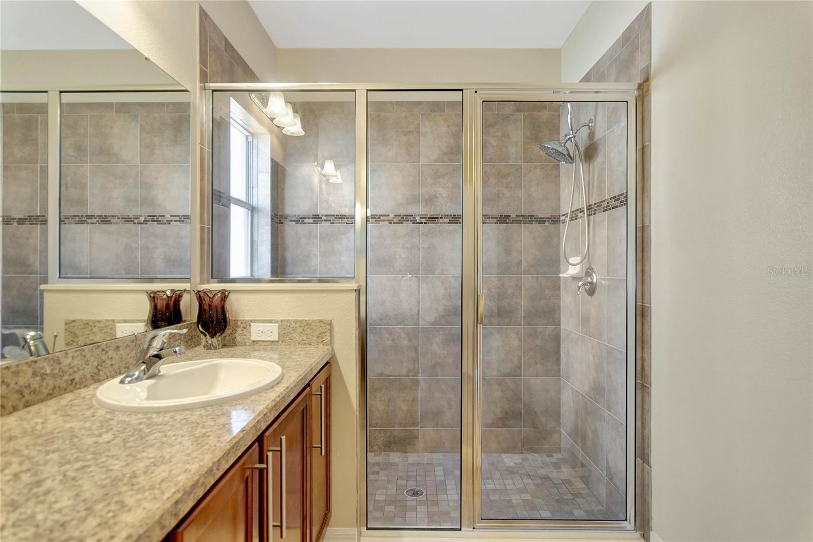 4134 SHELTER BAY DR