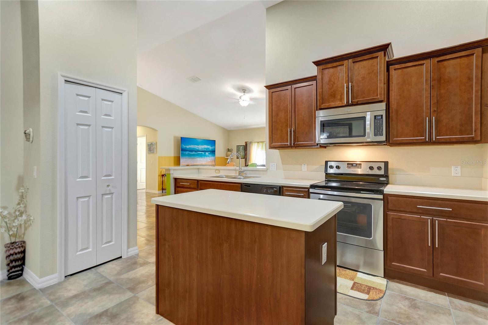 4134 SHELTER BAY DR