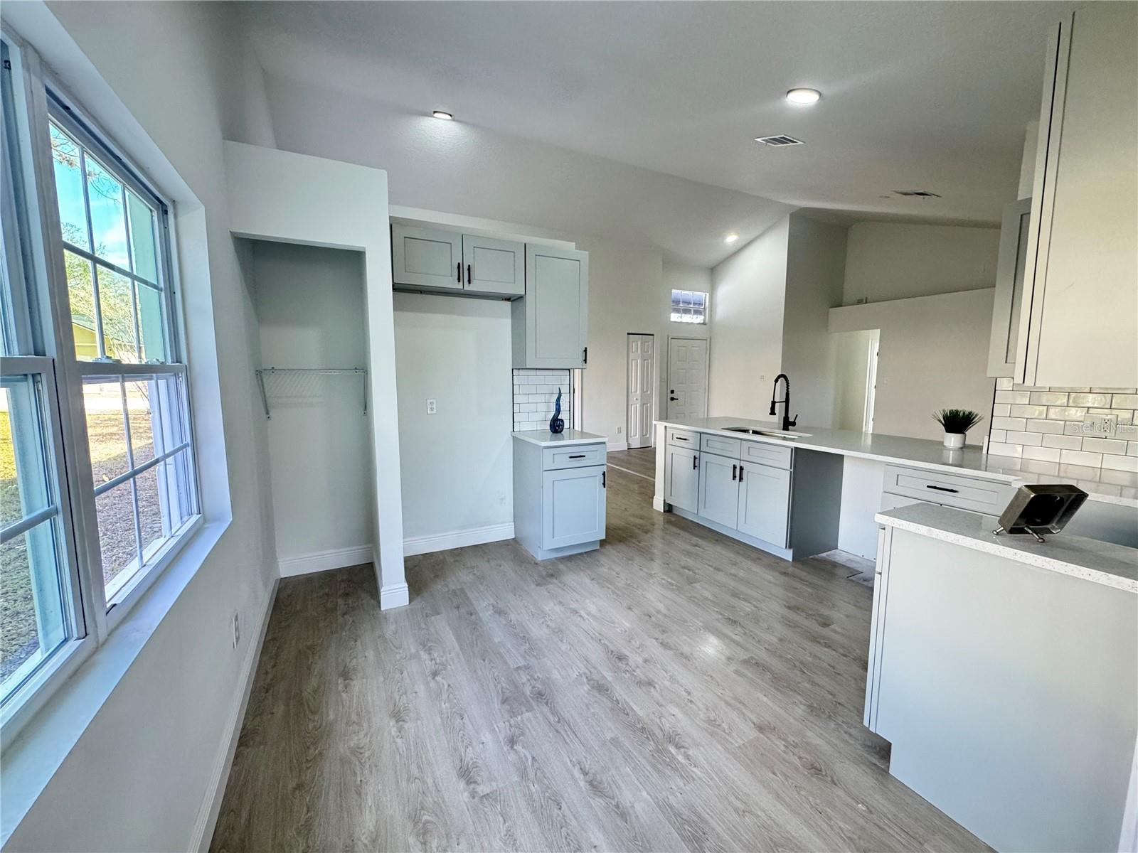 7450 CROOKED LAKE CIR