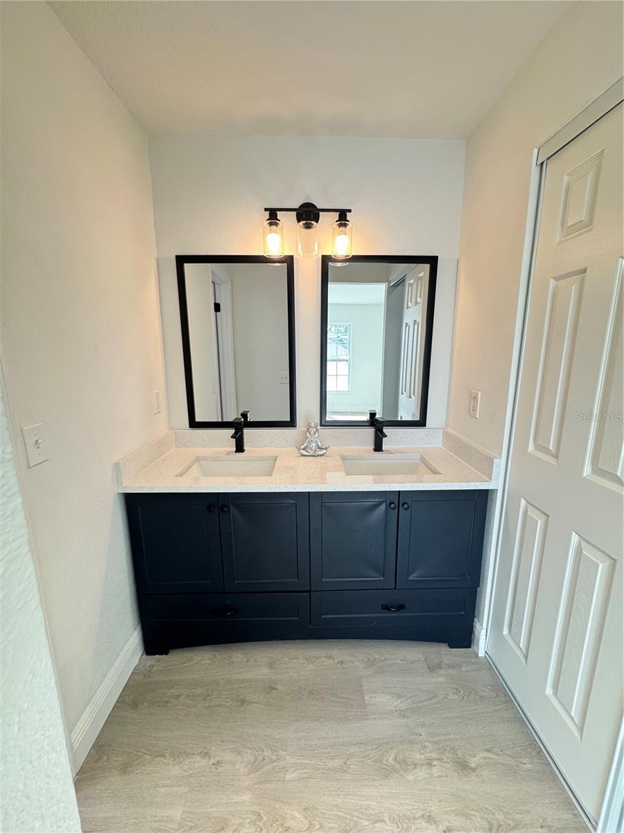 7450 CROOKED LAKE CIR