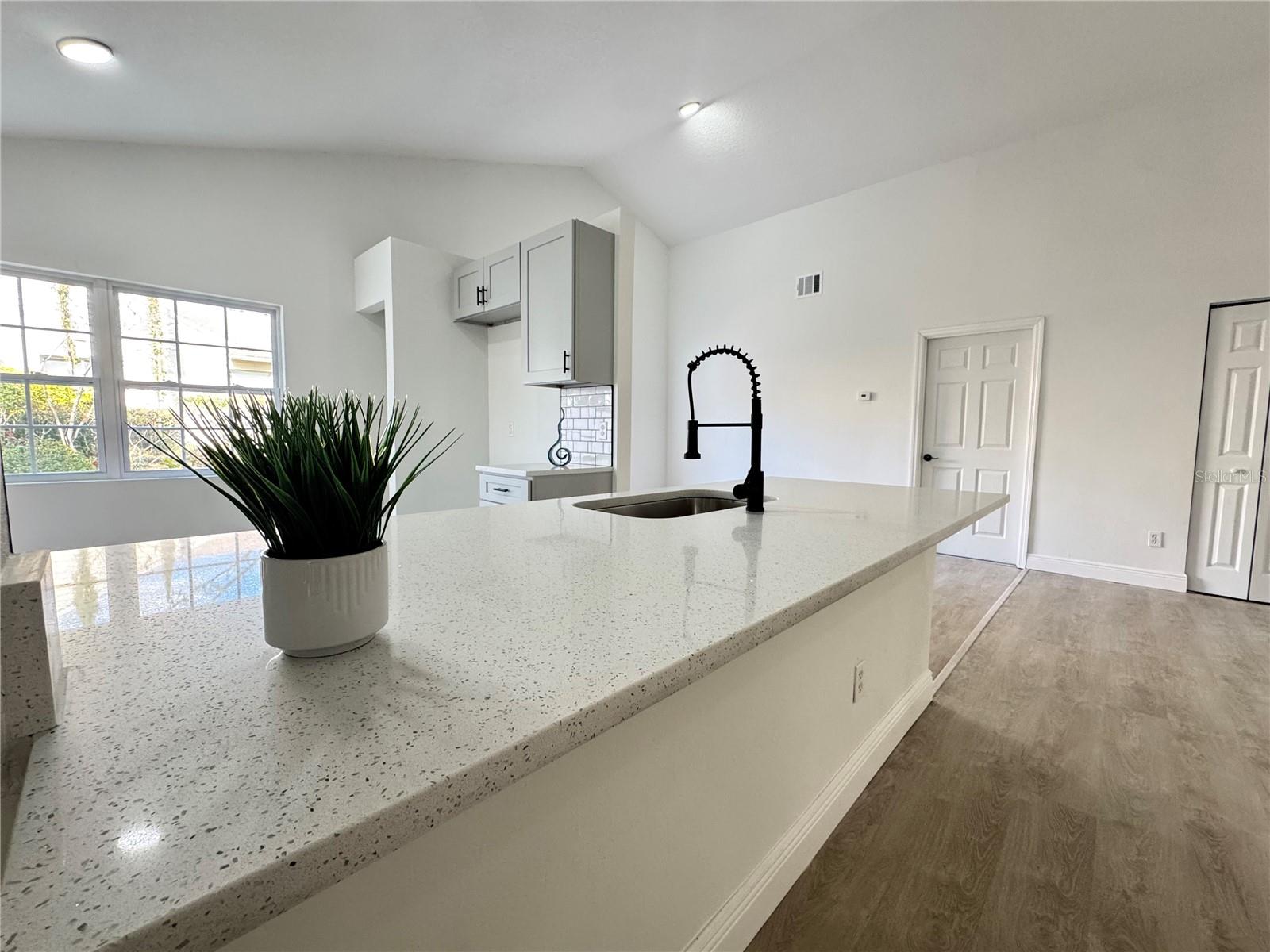 7450 CROOKED LAKE CIR
