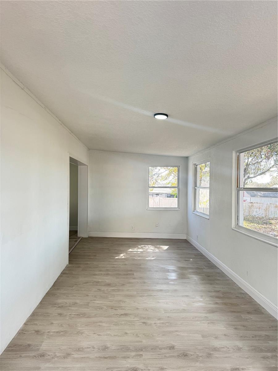 7450 CROOKED LAKE CIR