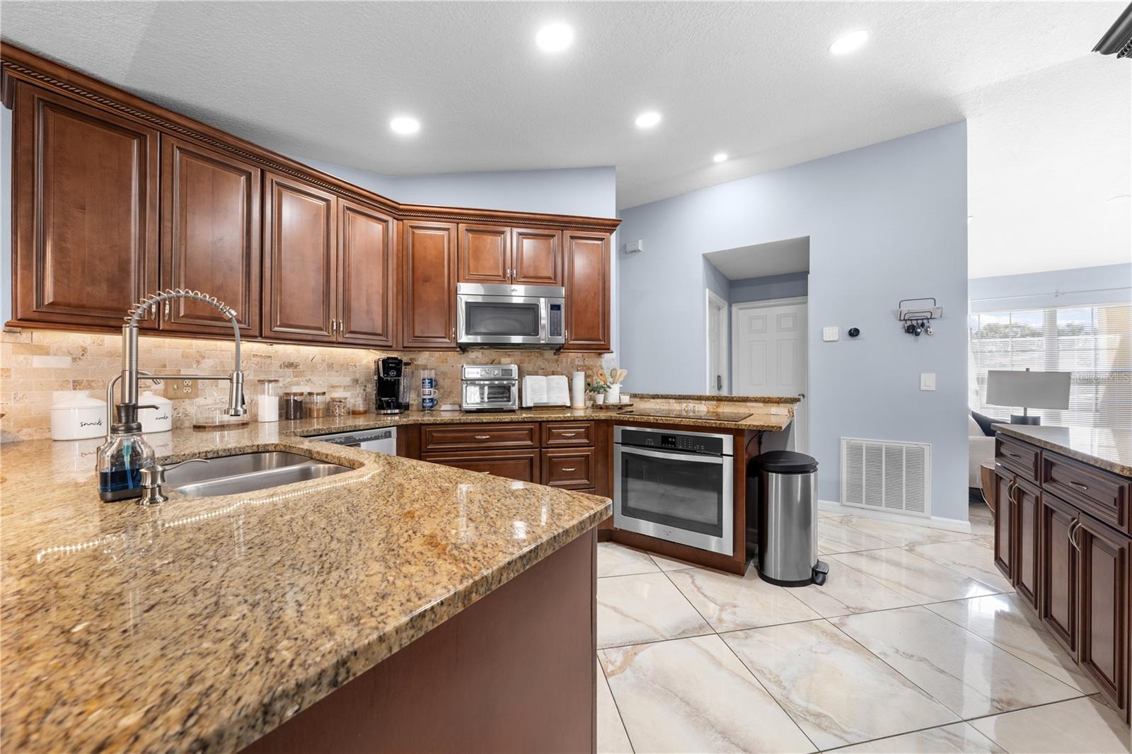 580 OAK BRANCH CIR