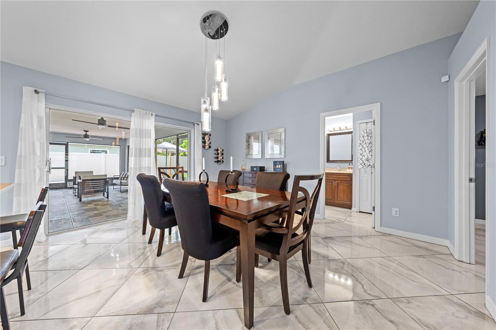 580 OAK BRANCH CIR