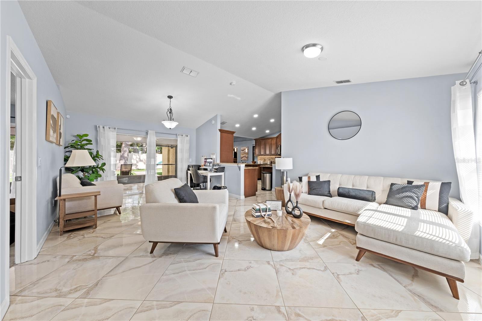 580 OAK BRANCH CIR