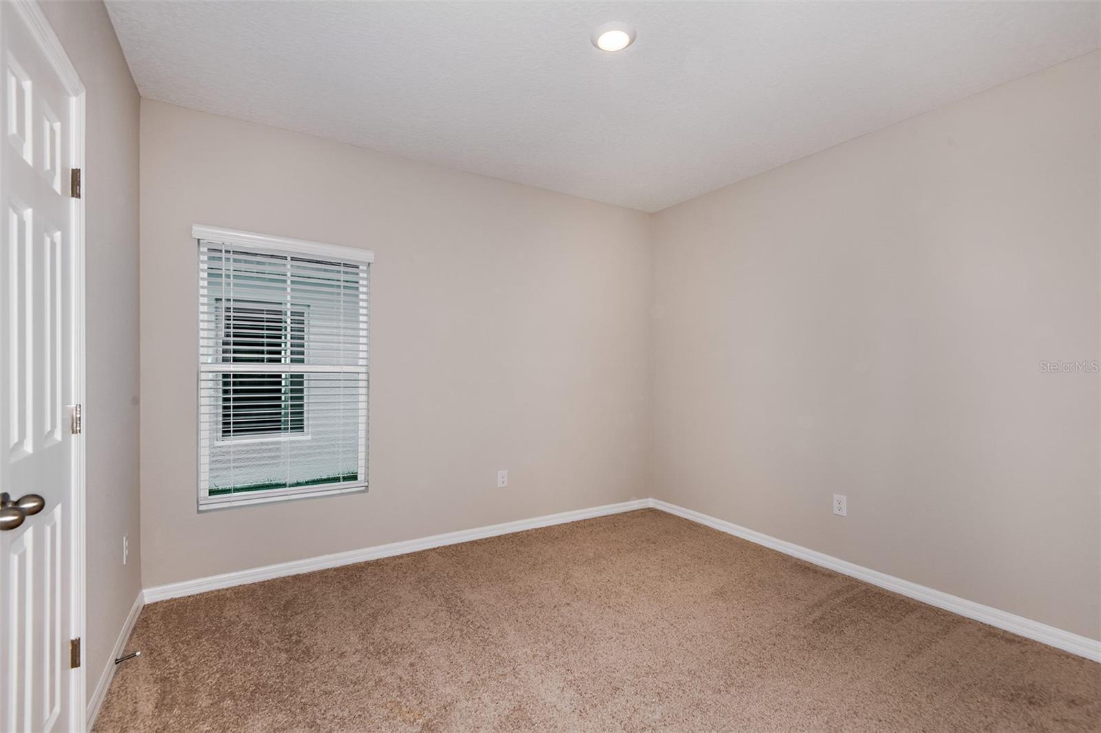 4731 ROLLING LAKE LN