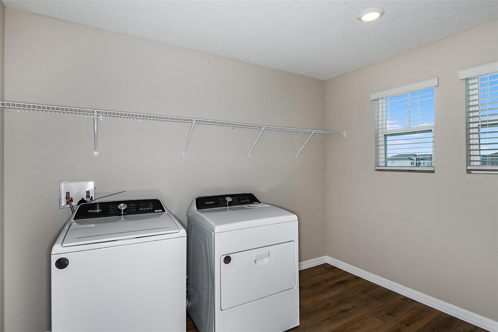 4731 ROLLING LAKE LN