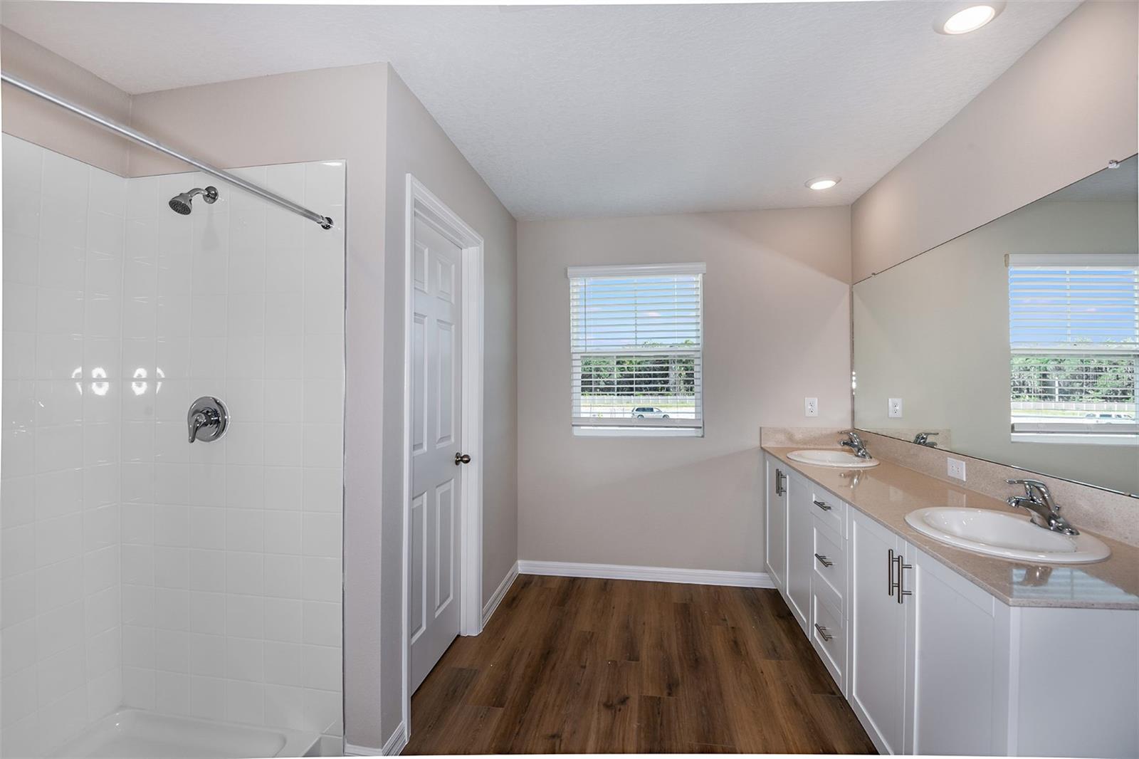 4731 ROLLING LAKE LN