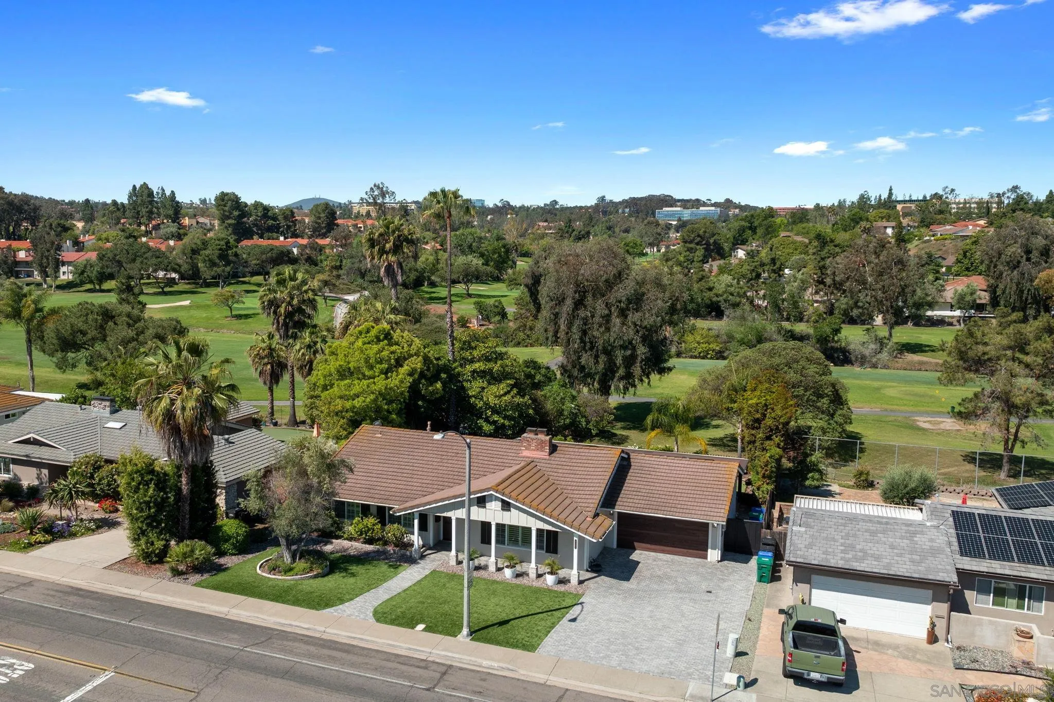 17268 Bernardo Oaks Dr